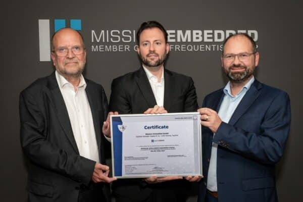 Mission Embedded erhält als erstes österreichisches Unternehmen die ISO 42001 Zertifizierung für die Entwicklung von KI-Systemen