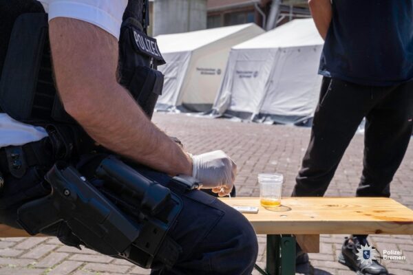 POL-HB: Nr.: 0328 –Polizei Bremen stellt nach drei Tagen Verkehrskontrollen zahlreiche Verstöße fest– NEUE FOTOS